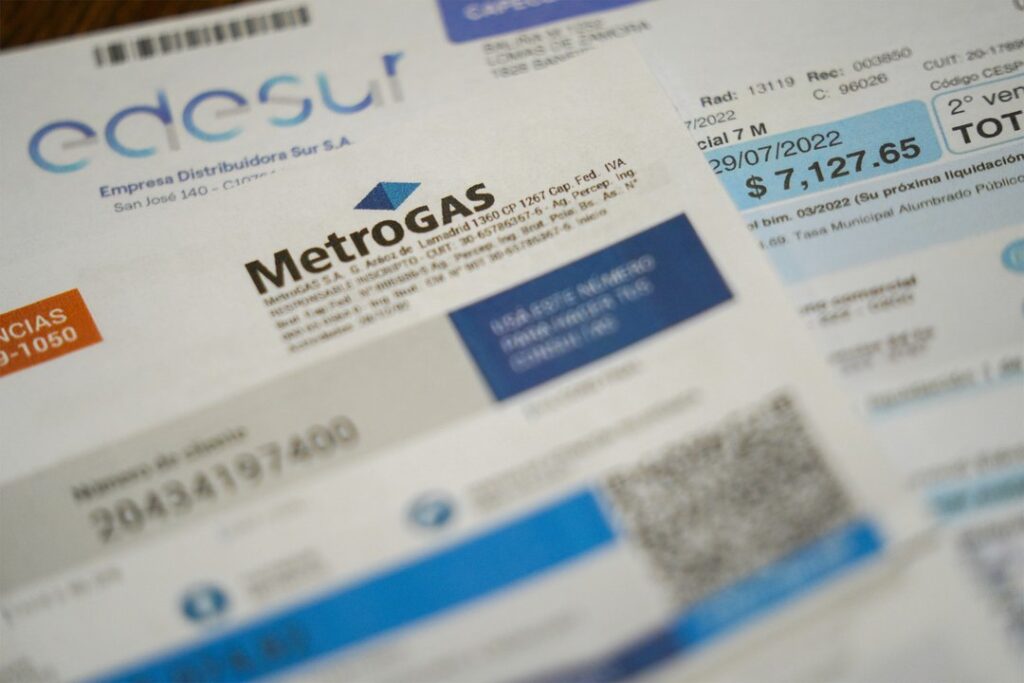 De cuánto será la suba del gas y la electricidad en junio que definió el Gobierno