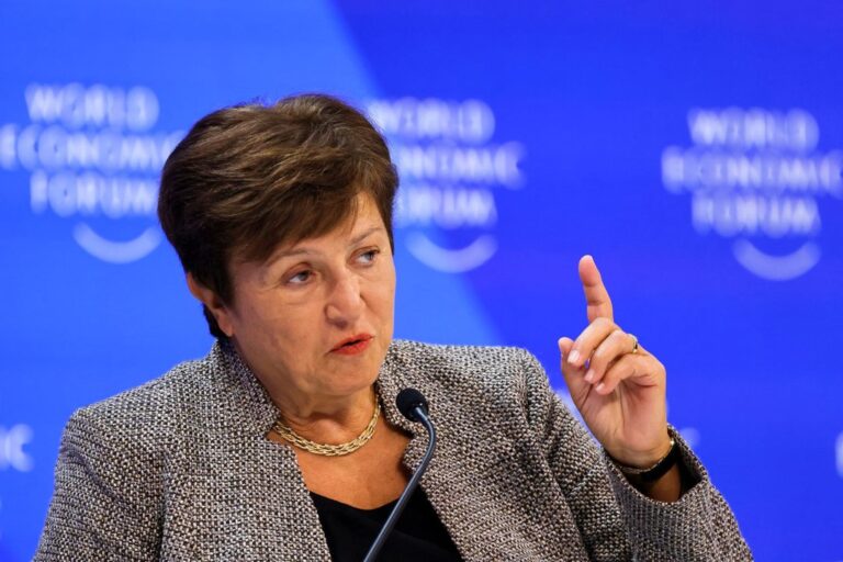 El FMI lanzó una dura advertencia al Gobierno por la corrupción y la falta de transparencia