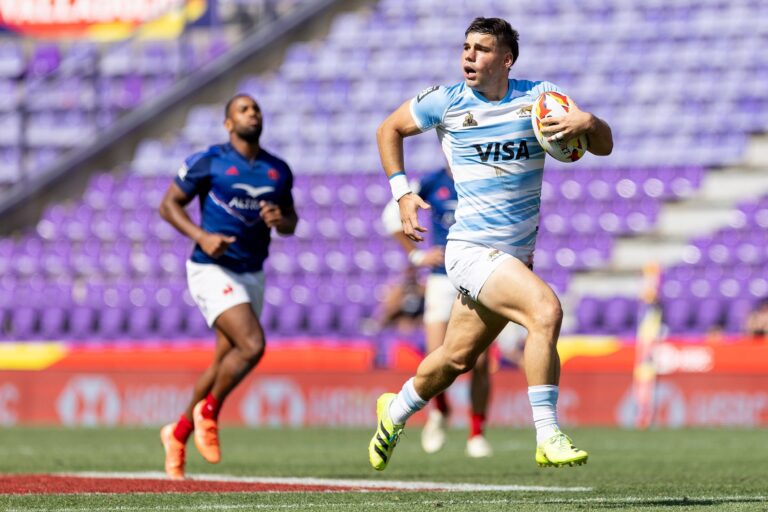 Los Pumas 7s aguantaron la reacción de Francia, ganaron y se medirán ante Sudáfrica en semifinales