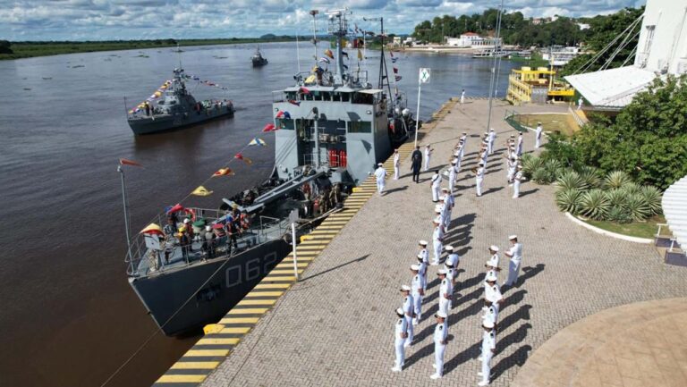 La Armada Argentina sortea un viaje a bordo de sus buques: cómo anotarse para vivir un combate naval con cañones en vivo