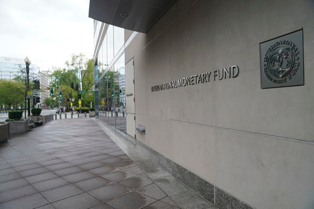 “Resulta inapropiada”: más voces se suman al rechazo de la reforma tributaria que propone el FMI