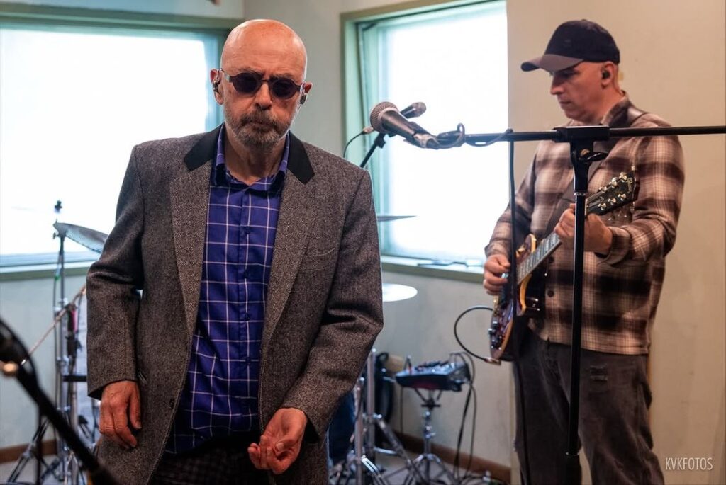 Murió el Indio Solari a los 77 años, uno de los mayores exponentes del rock: “El lujo es vulgaridad»