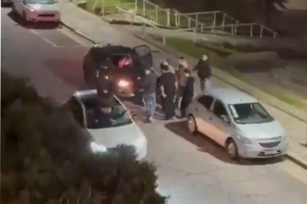 Habló el hombre que empujaron y atropellaron a metros de Playa Grande tras una pelea de boliche