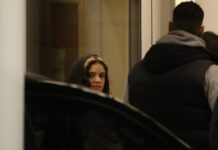 Rosalía aterriza en Argentina en medio de la controversia y un fuerte despliegue de seguridad
