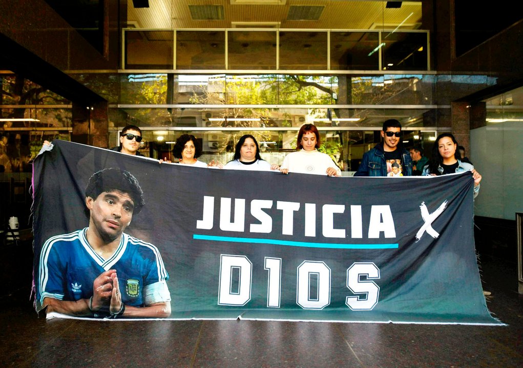 Juicio por la muerte de Maradona: un custodio reconoció haberle hecho RCP a Diego