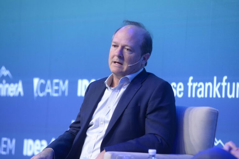 El secretario de Energía aseguró que «no faltará gas“ en los hogares