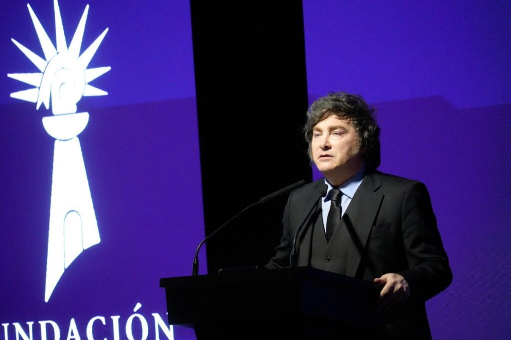 Milei en la Bolsa: «Voy a ser reeelecto y se vienen 100 años de liberalismo»