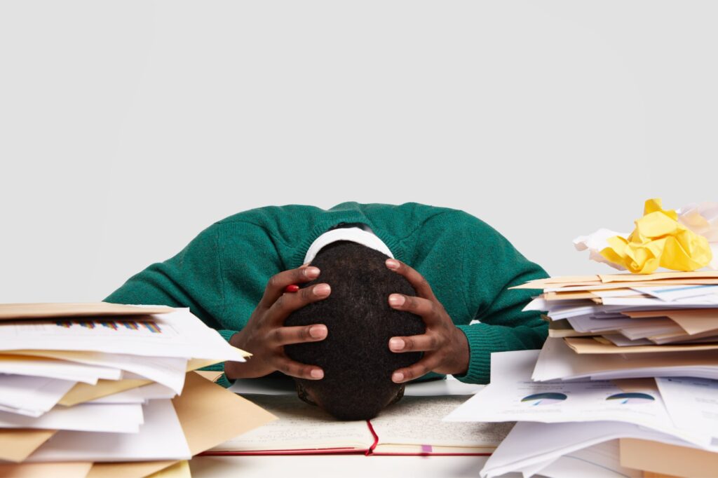 Desorden y Procrastinación: Claves para Organizar la Vida Según Expertos