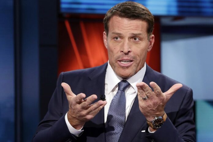 Tony Robbins revela el secreto para superar el sufrimiento personal