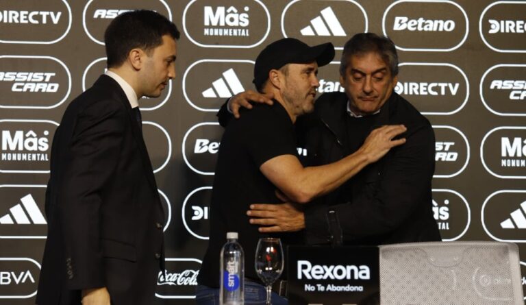 Eduardo Coudet Anuncia Su Salida de River Tras Eliminarse en la Copa Sudamericana