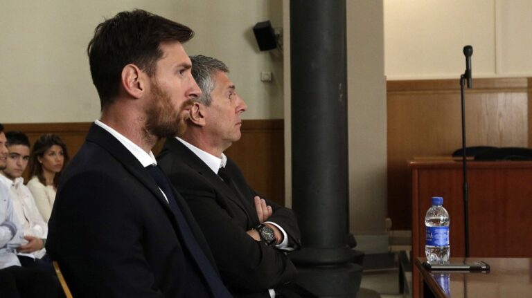 Lionel Messi Defiende a Su Padre: Un Llamado a la Comprensión Familiar en el Deporte