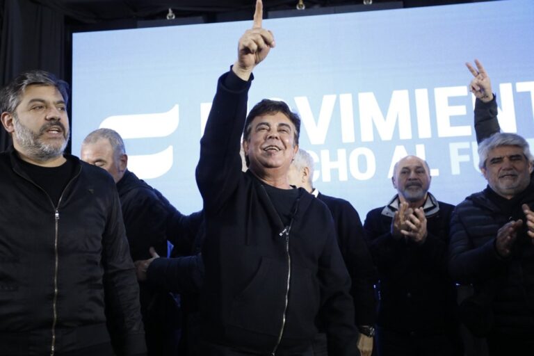Espinoza impulsa un gran frente electoral y respalda a Kicillof como candidato presidencial