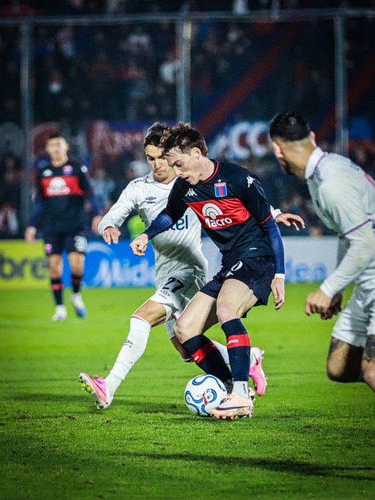 Tigre Busca la Remontada en Montevideo: Enfrenta a City Torque por la Copa Sudamericana