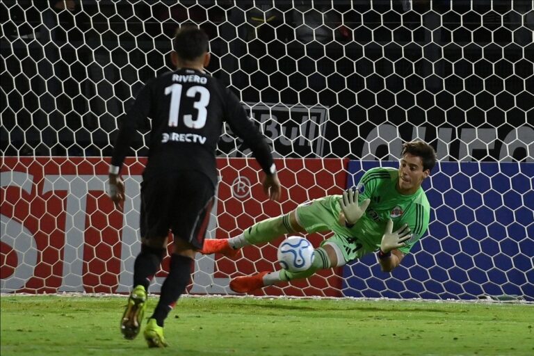 Santiago Beltrán se Disculpa Tras la Eliminación de River en la Copa Sudamericana