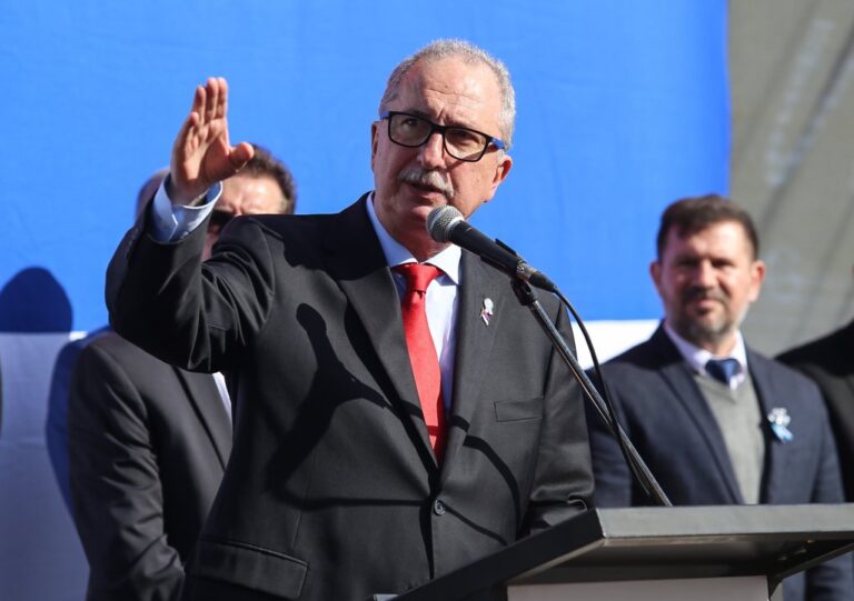 Passalacqua Refuerza su Dominio Parlamentario con el Alineamiento de Carlos Arce