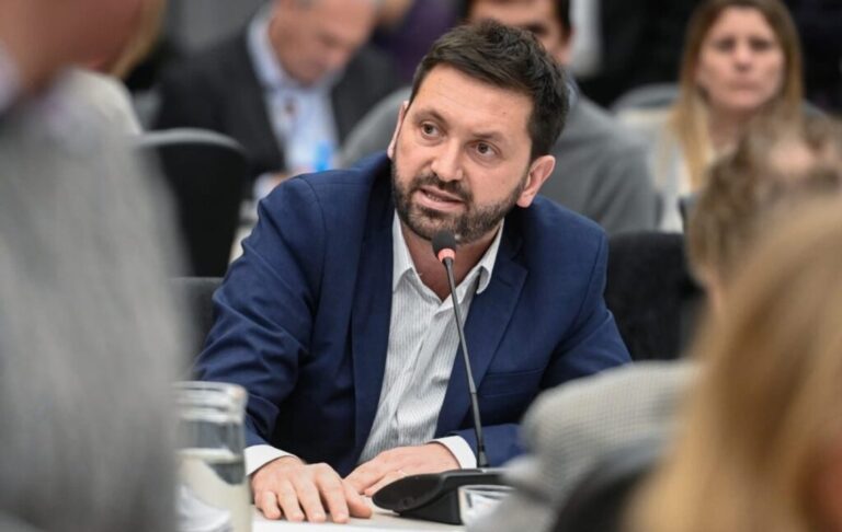 Proyectos de Ley Buscan Regular el Uso de Billeteras Virtuales en Argentina