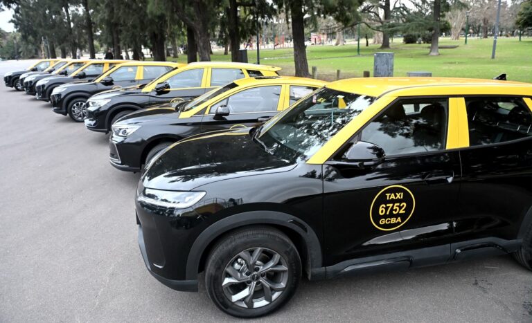 El Gobierno de la Ciudad de Buenos Aires lanza nueva línea de crédito para taxis eléctricos