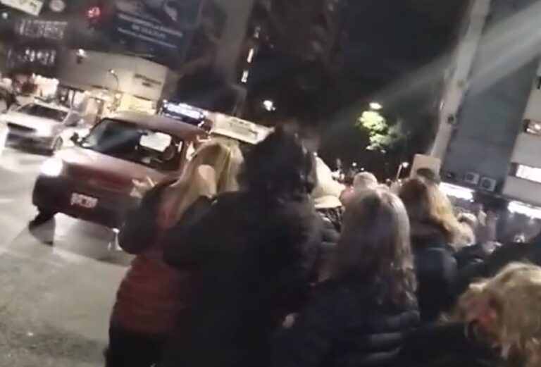 Vecinos de Almagro y Villa Crespo exigen respuestas ante cortes de luz