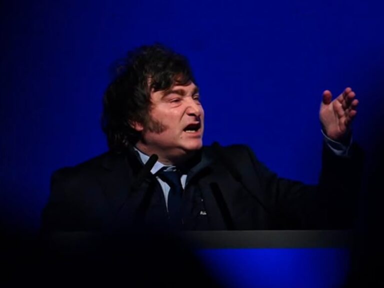Javier Milei lanza una ofensiva en redes sociales contra el periodismo