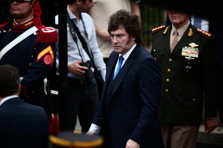 Milei Regresa a la Escena Pública con Discurso por Cadena Nacional