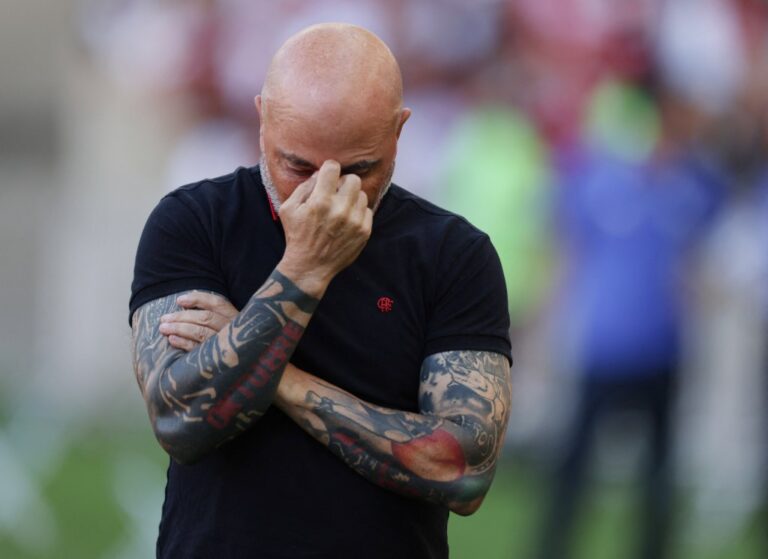 Jorge Sampaoli deja su cargo como técnico de Talleres