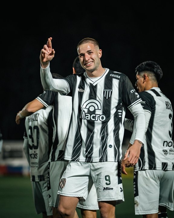 Goleador Agustín Módica se pierde el duelo ante Boca por lesión