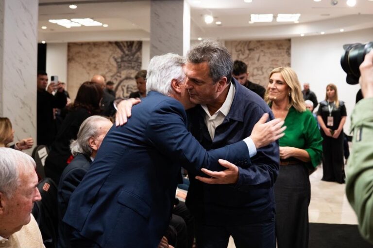 Sergio Massa Llama a la Unidad del Peronismo Tras Éxito en Marcos Juárez