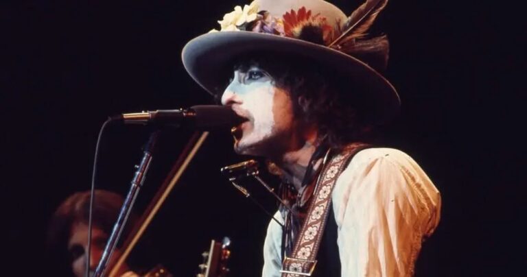 Bob Dylan Revive su Mítica Gira con una Colección de 39 CDs