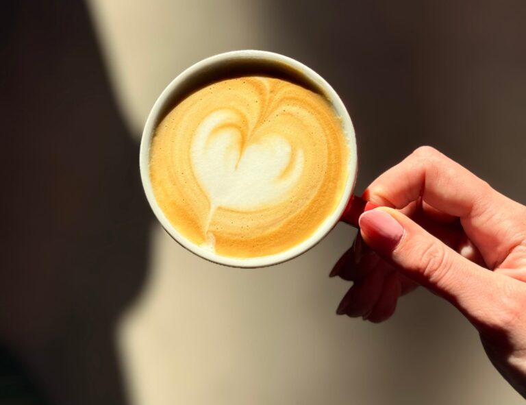 Las Cafeterías Argentinas que Brillan en el Ranking de South America’s 100 Best Coffee Shops 2026