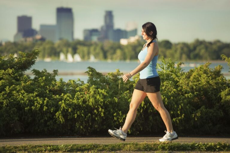 Caminatas y Reflexiones: Recobrando la Fe en un Mundo Desafiante