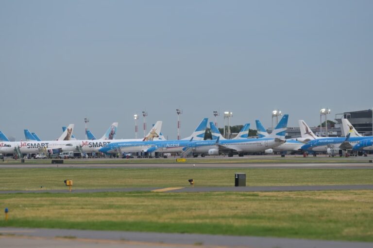 El Gobierno exige a ATE un mínimo del 75% de servicios durante protestas en aeropuertos