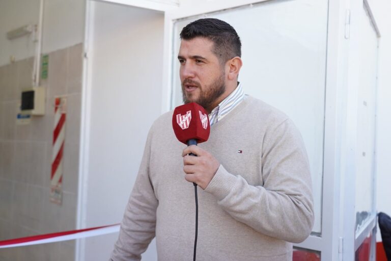 El presidente de Instituto defiende el torneo de 30 equipos: «Lo haremos con uñas y dientes»