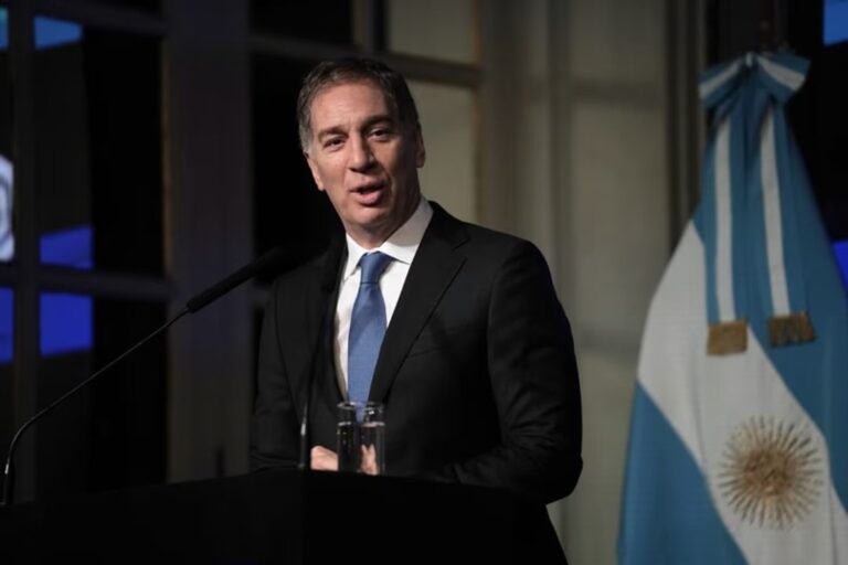 Santilli Instó a Gobernadores a Unir Fuerzas para Impulsar Reformas Estructurales