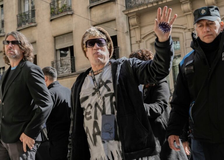 Crisis en la Mesa Política: Acuerdos Pendientes y Debates Internos Complican la Hoja de Ruta