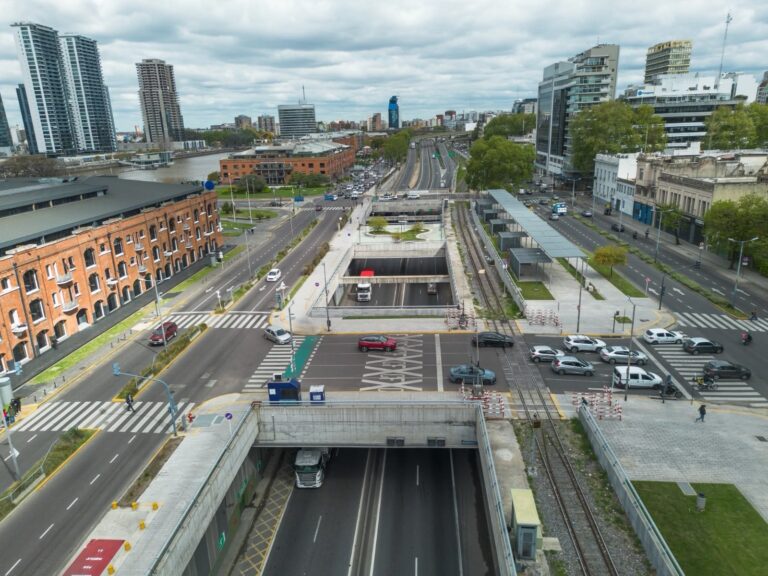 Nuevas Normas de Circulación en el Paseo del Bajo: ¿Qué Vehículos Podrán Circular?