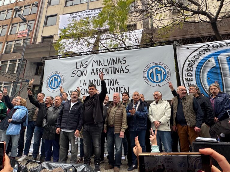 La CGT se moviliza en defensa de la industria nacional y postergan decisión sobre paro general