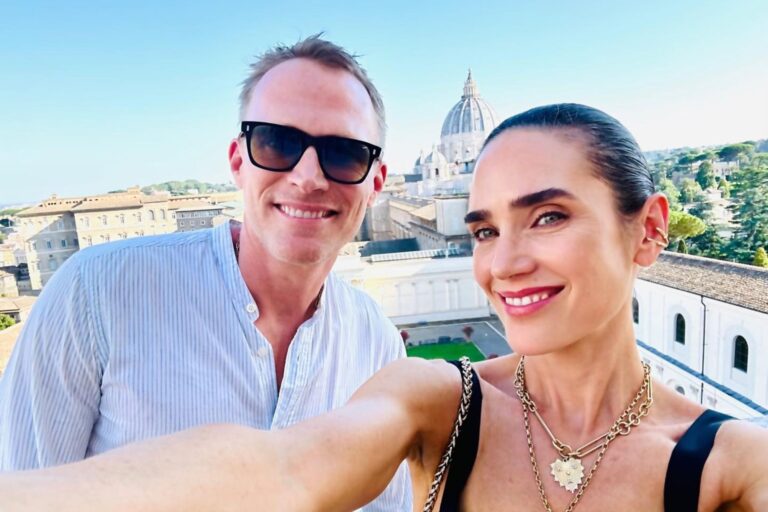 El Amor en Tiempos de Crisis: La Sorprendente Propuesta de Matrimonio de Paul Bettany a Jennifer Connelly